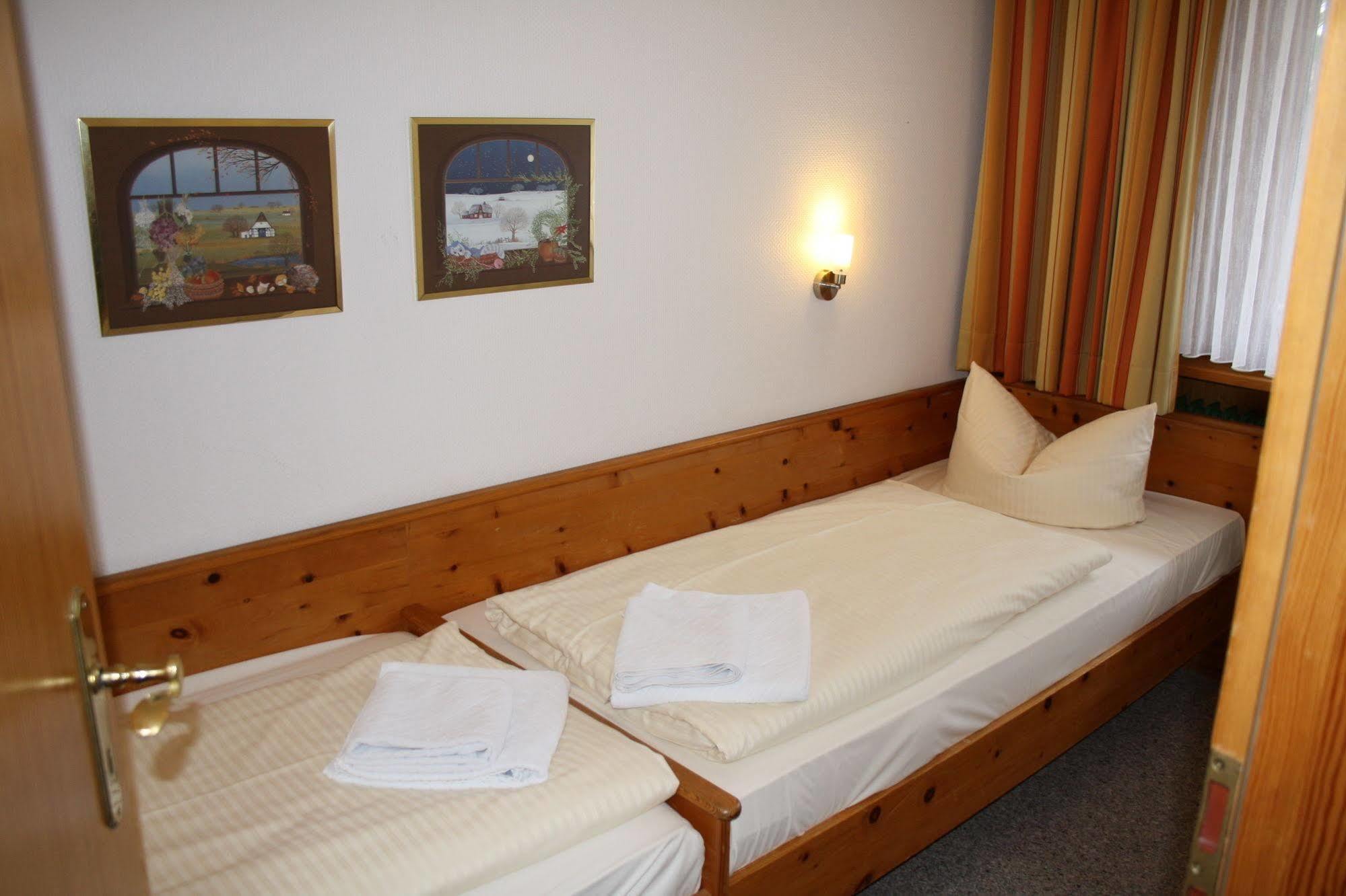 Chiemgau Appartements อินเซลล์ ภายนอก รูปภาพ